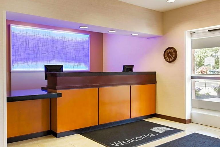 Public Area 3, Fairfield Inn & Suites Toledo Maumee, Lucas