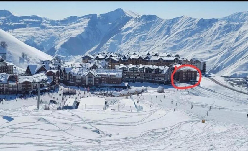 Others 5, 4-Bedroom Luxury Apartment in New Gudauri, Dusheti
