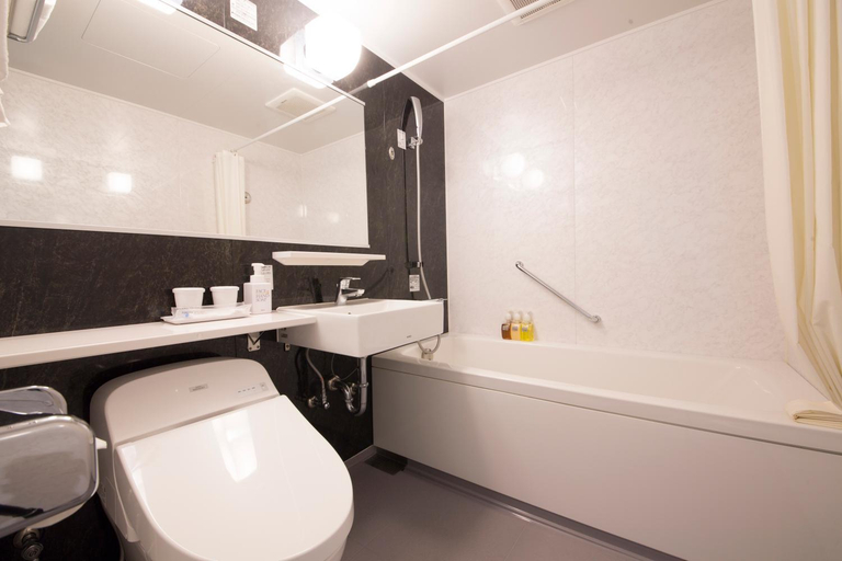 Bathroom 2, Hotel Super Tomari, Fujieda