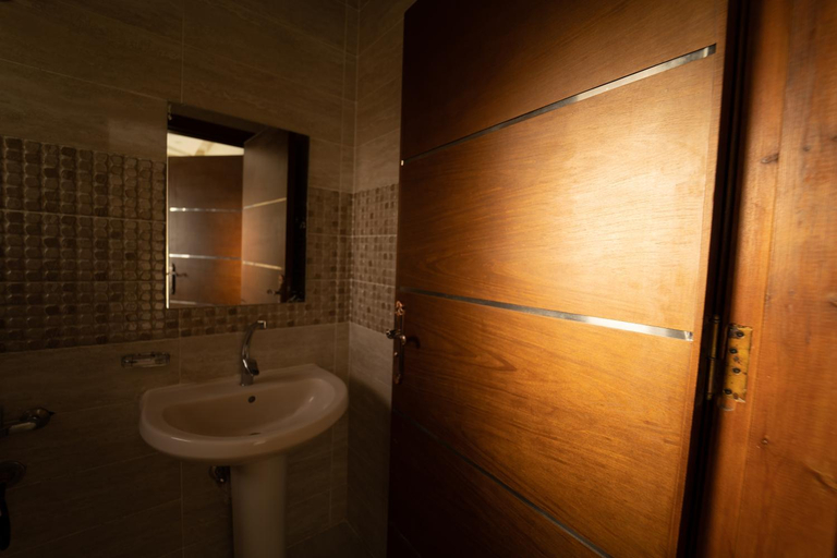 Bathroom, Gardenia pyramids view inn, Al-Ahram