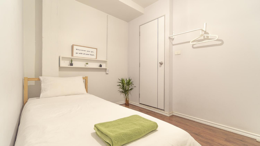 Bedroom 4, Cooper Hostel, Bang Rak