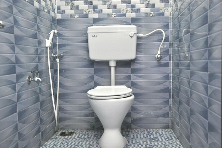 Bathroom 8