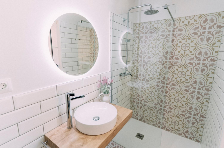 Bathroom 2, L'Hotelet del Delta - adults, Tarragona