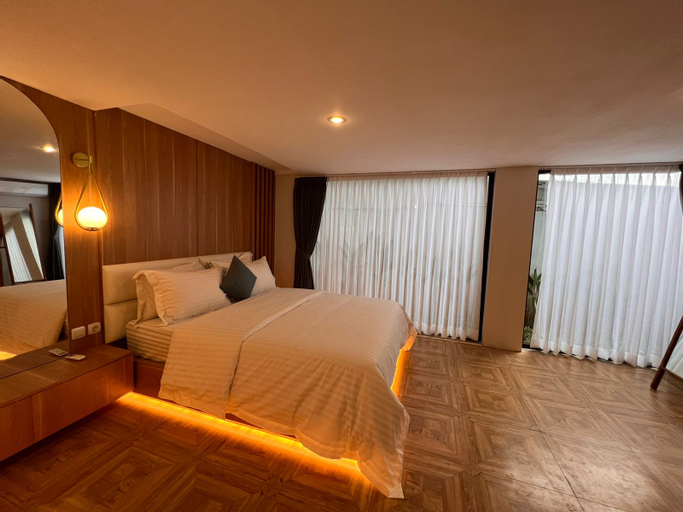 Bedroom 24