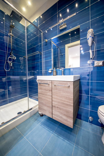 Bathroom 4, Miracolo al Duomo, Napoli