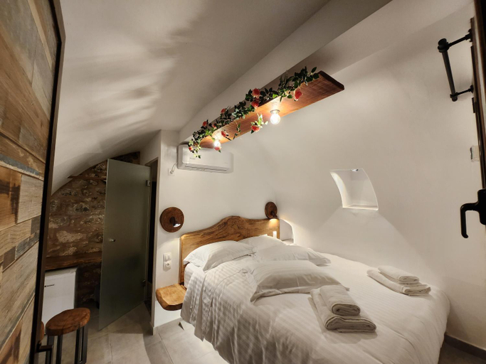 Others 3, Myrto's Luxury Rooms, Peloponnese