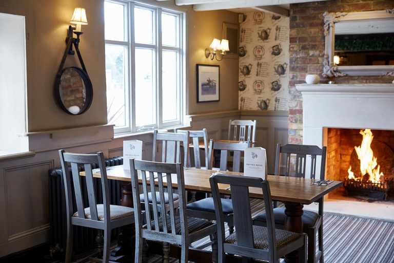 Food & Drinks 2, The Cross Roads by Good Night Inns, Northamptonshire