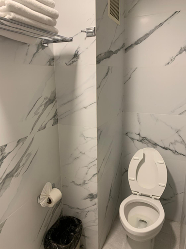 Bathroom 5, Fastos Hotel, Monterrey