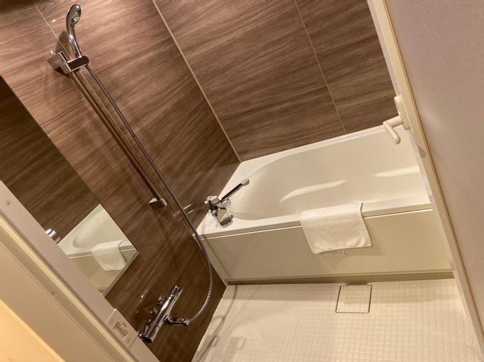 Bathroom 5