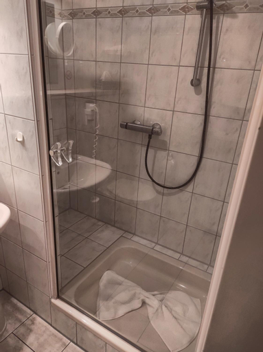 Bathroom 6
