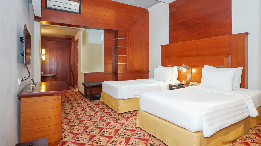 Bedroom 12
