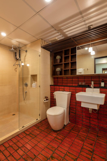 Bathroom 4