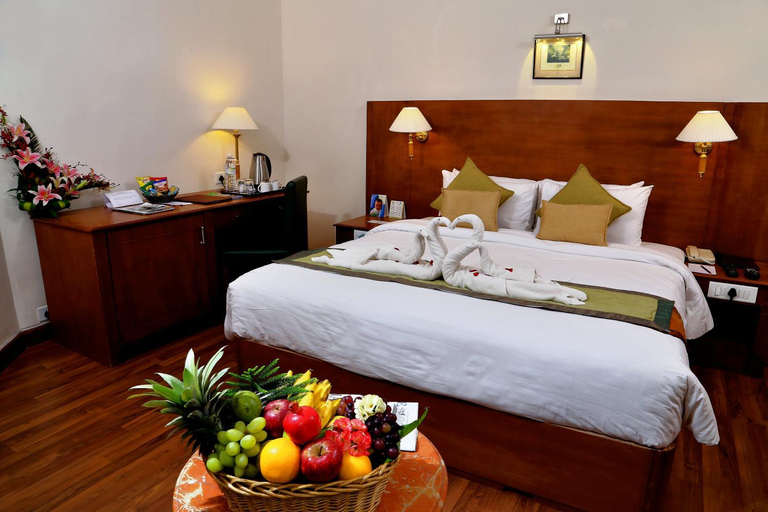 Bedroom 3, Gokulam Park Hotel And Convention Centre, Ernakulam