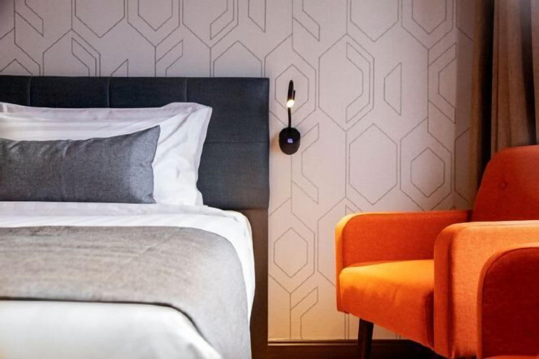 Bedroom 22