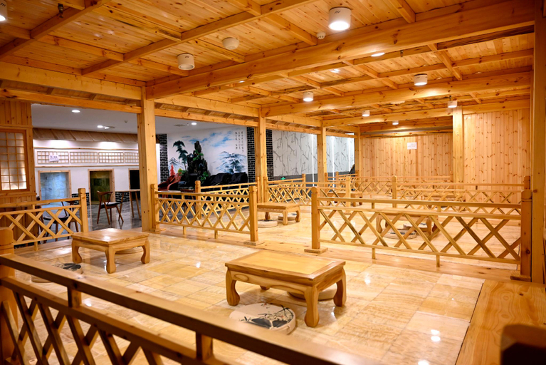 Food & Drinks, Starway Hotel Changbai Mountain West Scenic Area Visitor Center Hot Spring, Baishan