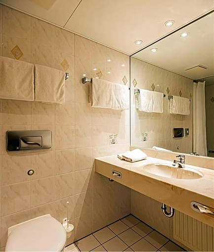 Bathroom 4, Ringberg Hotel, Suhl
