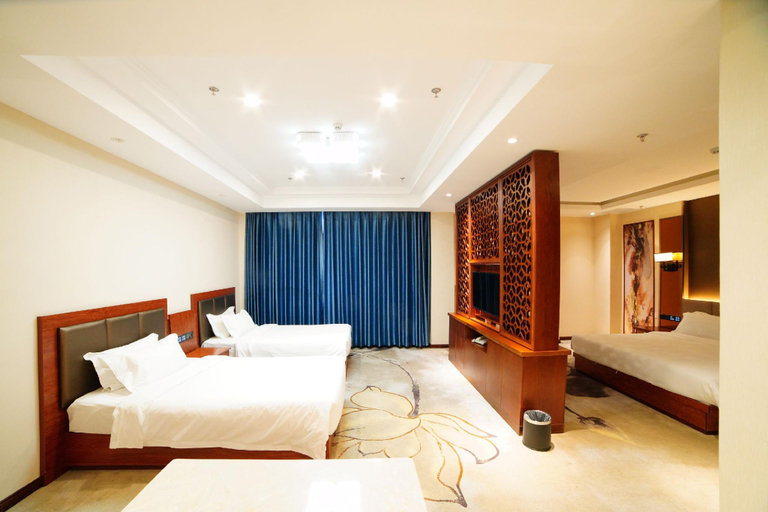 Bedroom 2, Starway Hotel Changbai Mountain West Scenic Area Visitor Center Hot Spring, Baishan