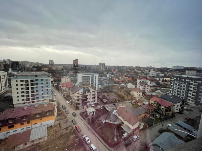 Others 4, CLOUD No. 10 / city center, Iasi