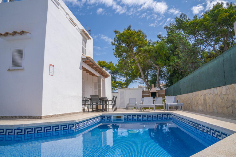 Others 2, Villa Roca Nova, Baleares