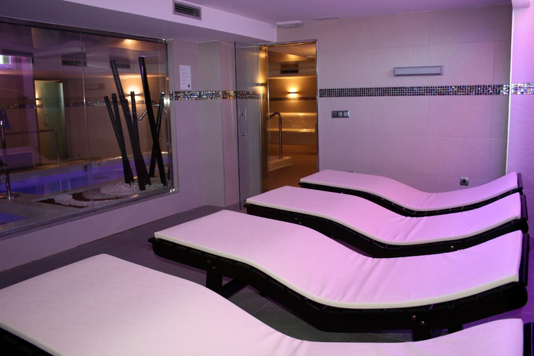 Bedroom 3, Playamar, Cantabria
