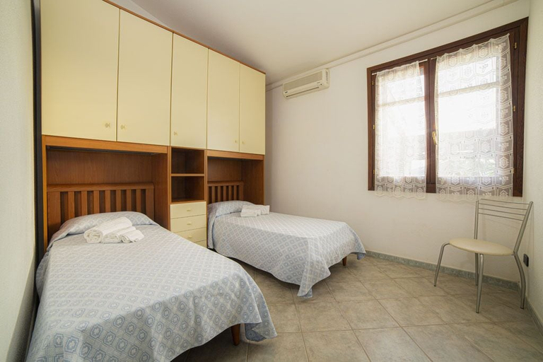 Bedroom 3, Villino Trilocale Apartments Seaside, Cagliari