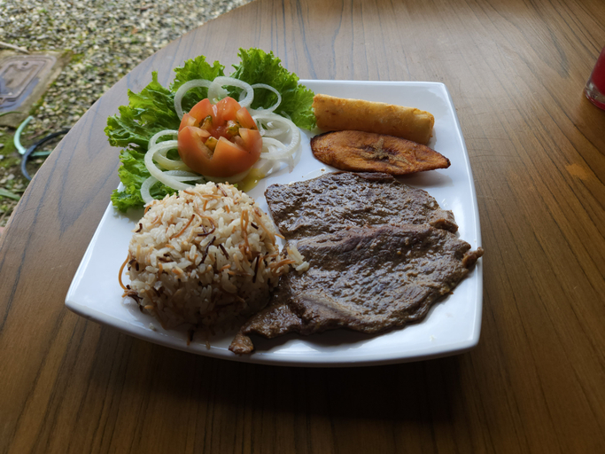 Food & Drinks 5, Hostería Brisas Del Río, San Vicente
