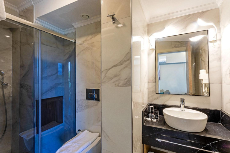 Bathroom 5, Gulluk Yali Boutique Hotel, Milas