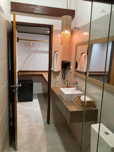 Bathroom 4