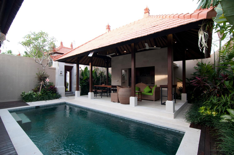 Swimming Pool 14