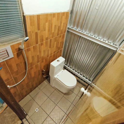 Bathroom 5, Sikembar Hostel Dieng, Wonosobo