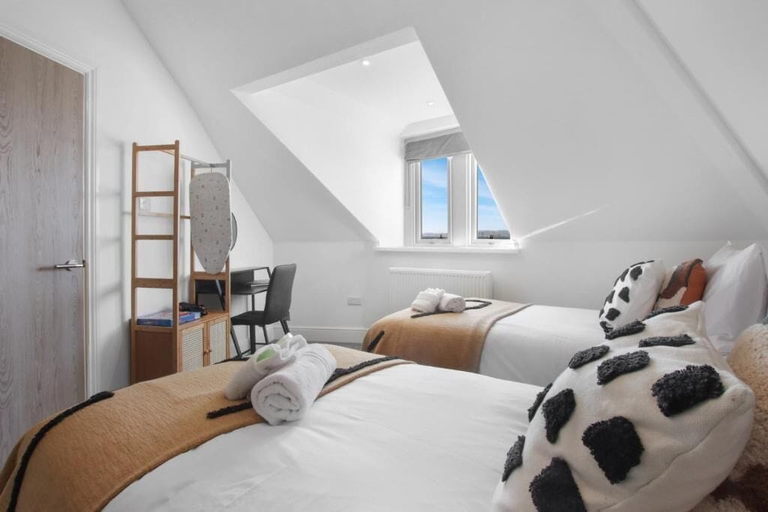 Bedroom 2, Stadium View Apartments, Cardiff