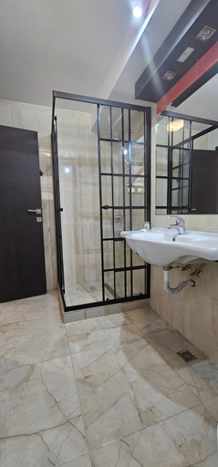 Bathroom 4, Pensiunea Relax, Curtea De Arges