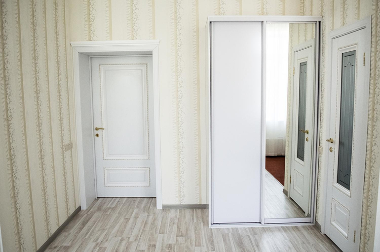 Others 4, Hotel G.S., Novokuznetskiy