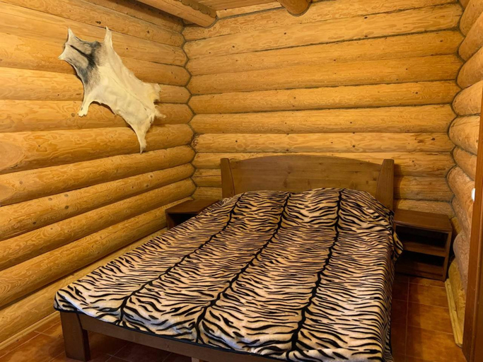 Bedroom 2, Новии Сезон, Velykobereznians'kyi