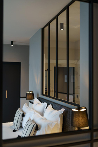Others 2, Hotel de la Plage, Calvados