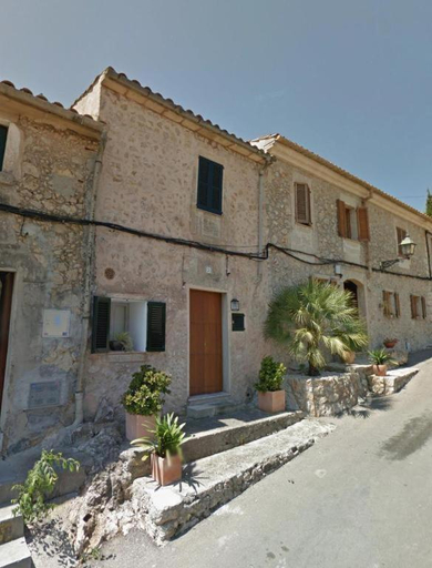 Others 5, Gruat 31, Baleares