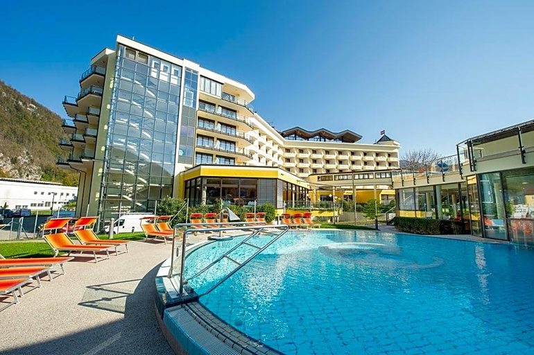 Exterior & Views 2, Thermenhotel Royal, Gmunden