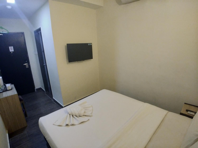 Bedroom 21