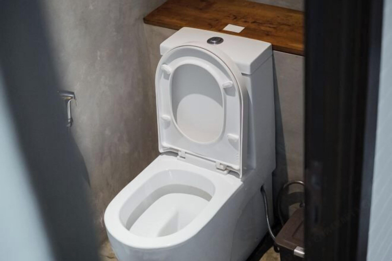Bathroom 7