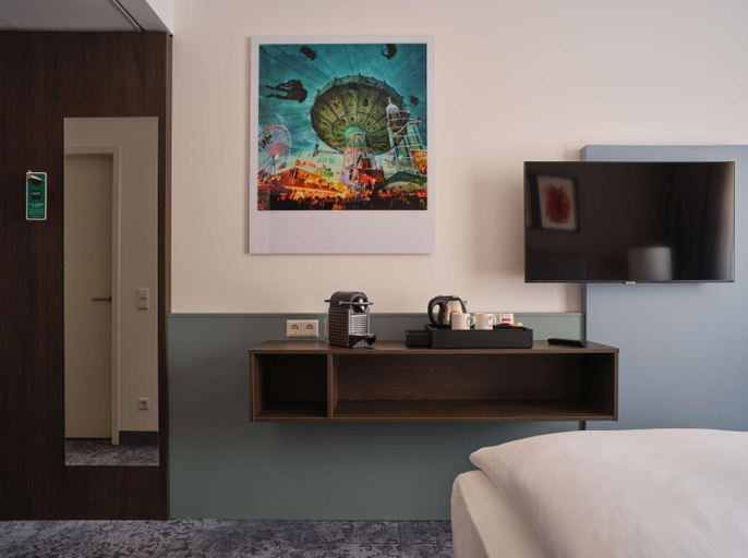 Bedroom 15