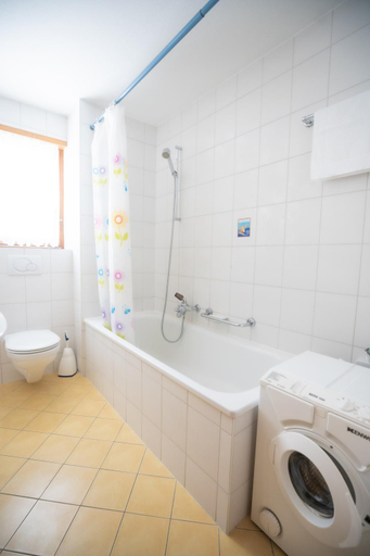 Bathroom 3, Haus Slalom, Visp