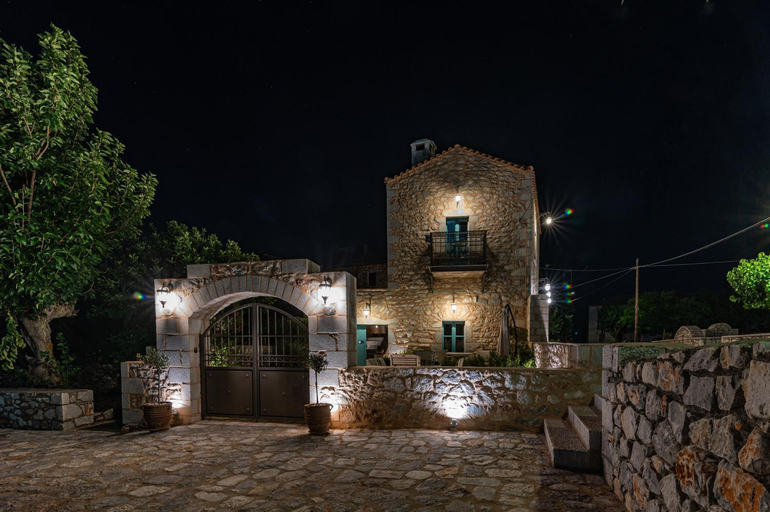 Others 4, Olea, Peloponnese