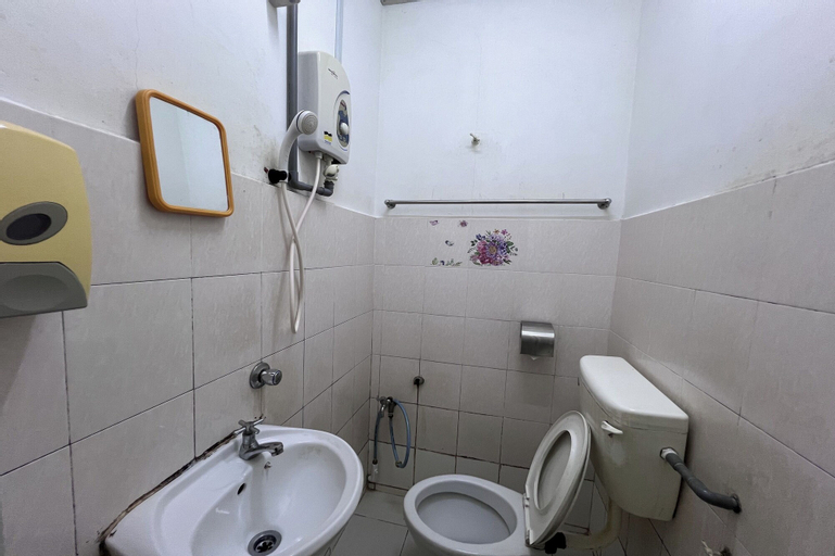 Bathroom 4