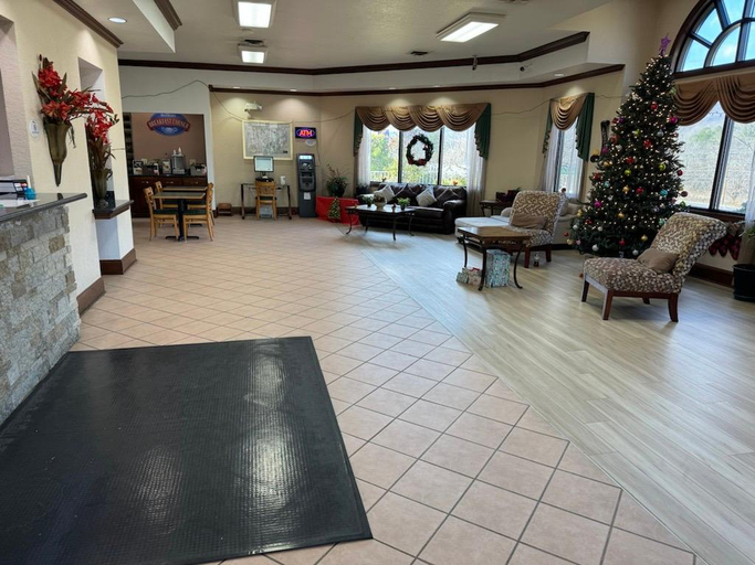 Public Area 2, Quality Inn, Roane