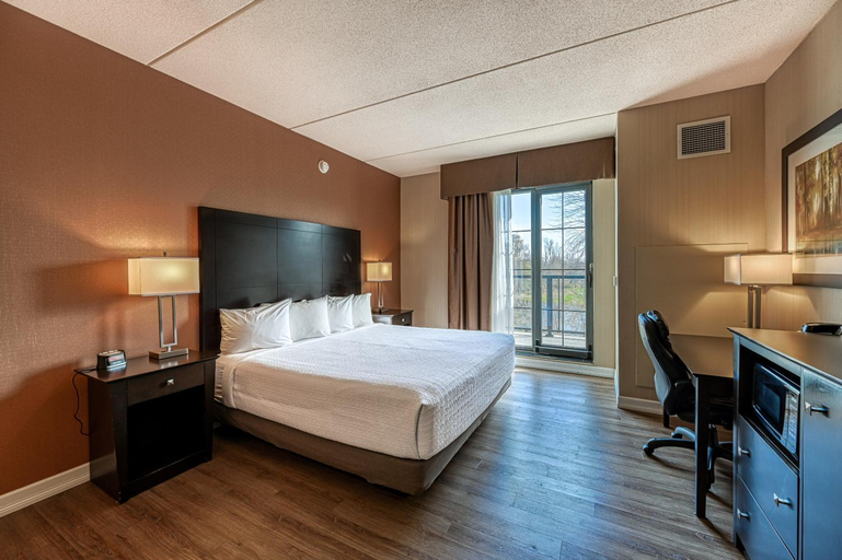 Bedroom 18