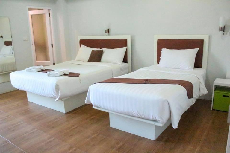 Bedroom 8