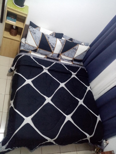 Aurora Comfy Place, Mandaluyong