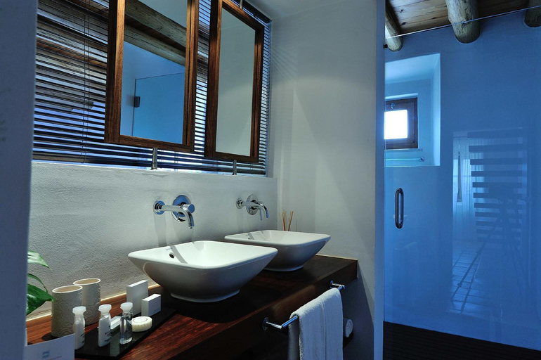 Bathroom 4, Herdade da Malhadinha Nova, Beja