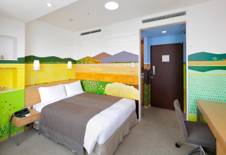 Bedroom 12