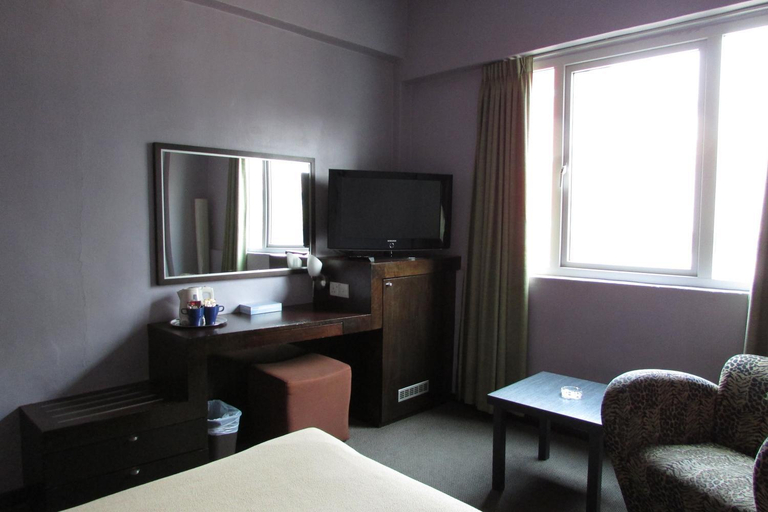 Bedroom 6